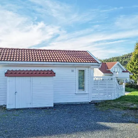 Gemütliches Haus Mit 3 Schlafzimmern In