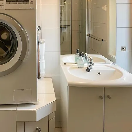 3 Bedroom Cozy In Feriehus *