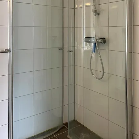 別荘 3 Bedroom Cozy In