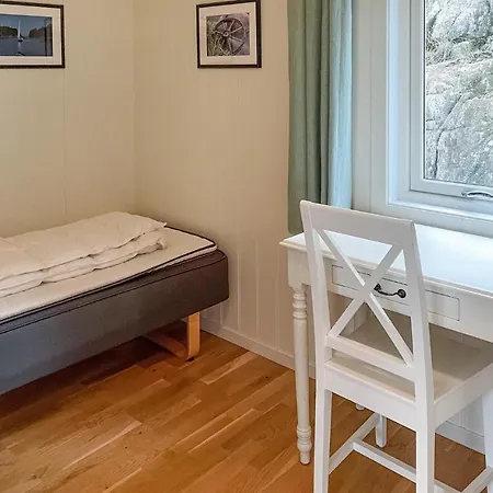 3 Bedroom Cozy In Feriehus Tvedestrand