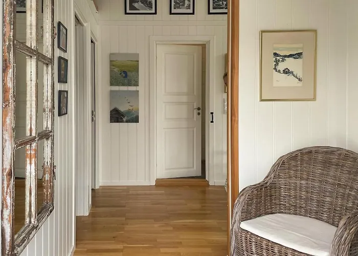 3 Bedroom Cozy In *