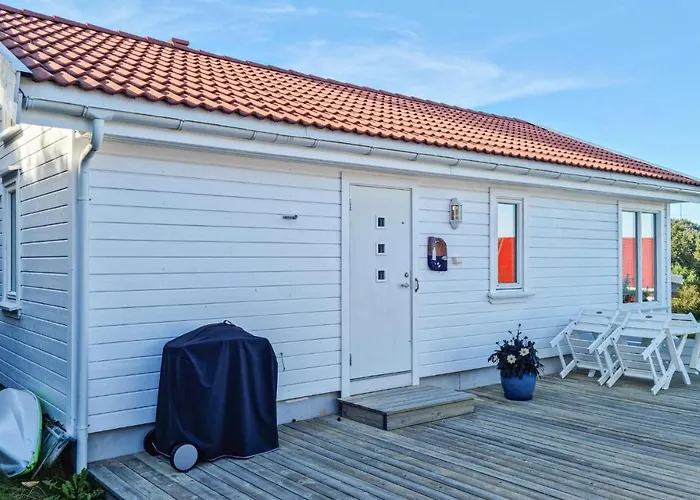 Σπίτι διακοπών 3 Bedroom Cozy In *
